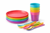 Պլաստմասե սպասք Նկար